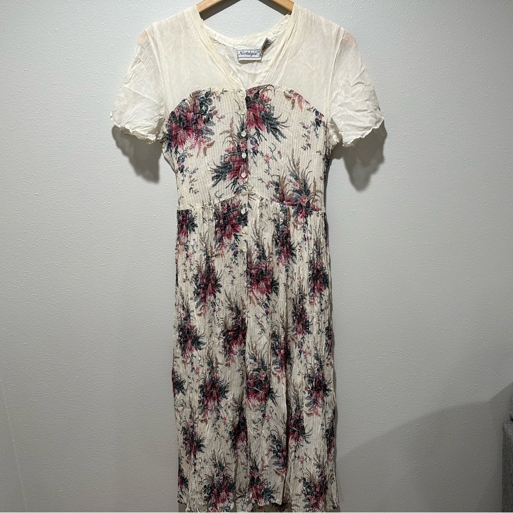 Nostalgia Vintage Floral Dress